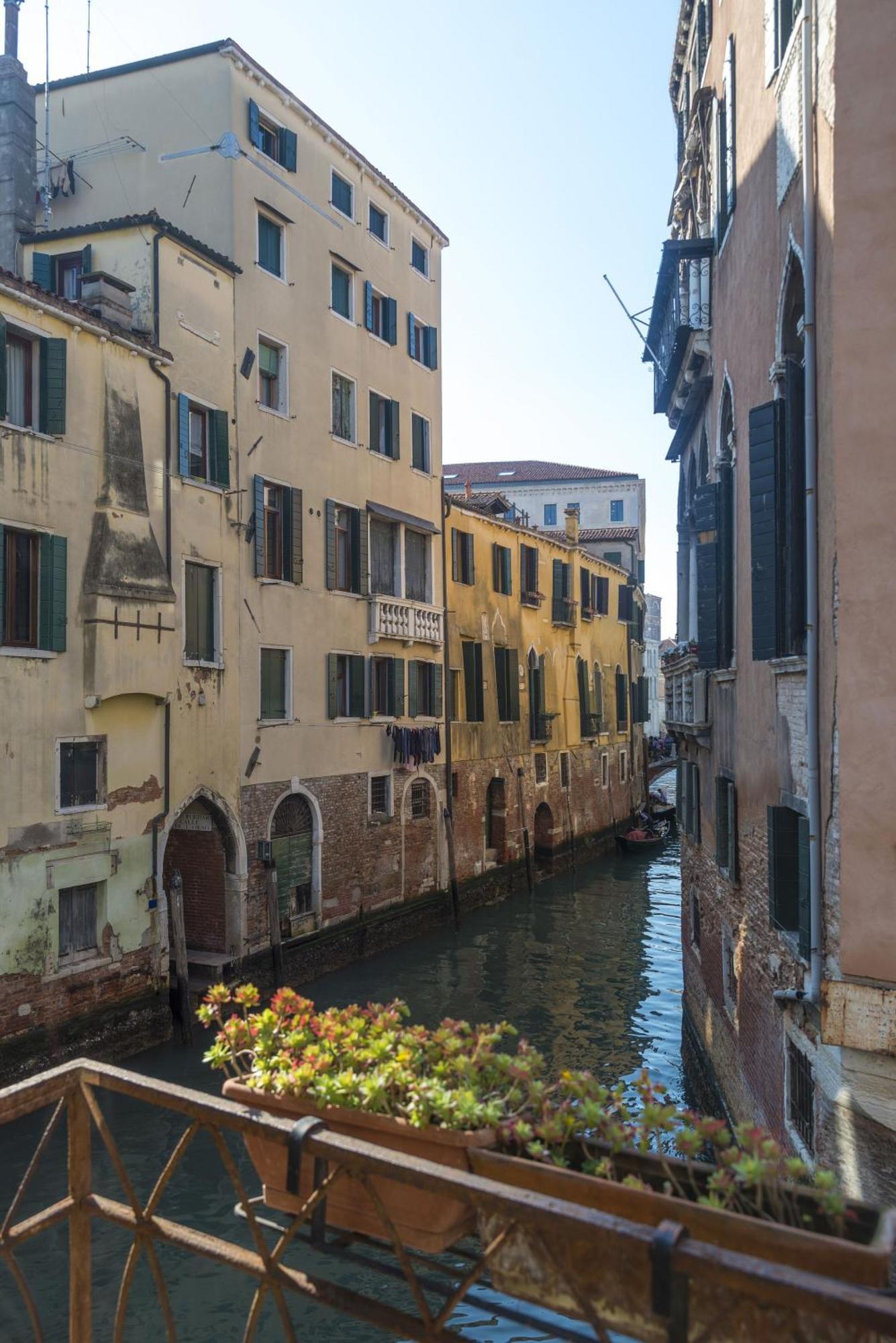 Tre Sestieri Terrace - Canal View 2024 Venice Exterior photo